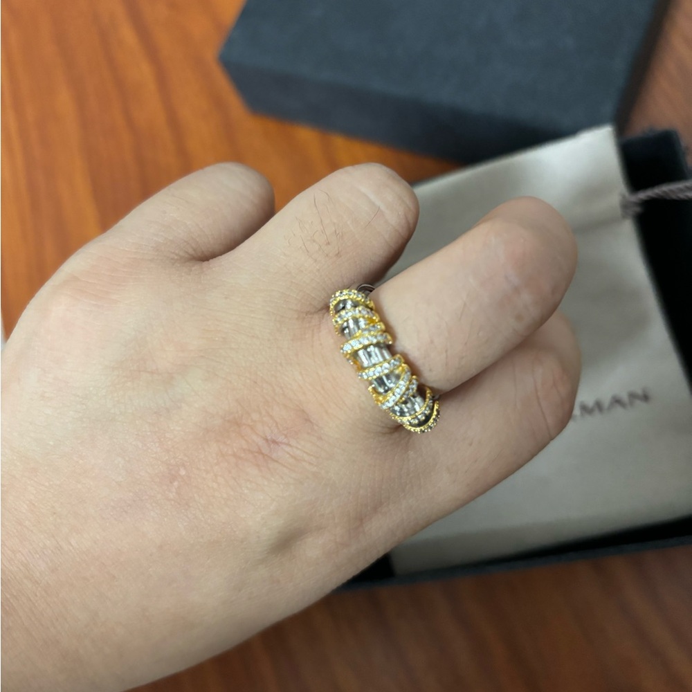 David Yurman Two-Tone Silver and Yellow Gold Cable
Stack Ring💕💎💕Sz9